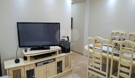 Apartamento à venda com 2 quartos em Parque Maria Domitila, São Paulo, SP
