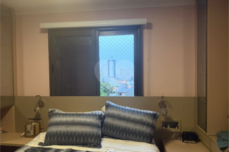 Apartamento à venda com 3 quartos, sendo 1 suíte, em Vila Gomes Cardim, São Paulo, SP