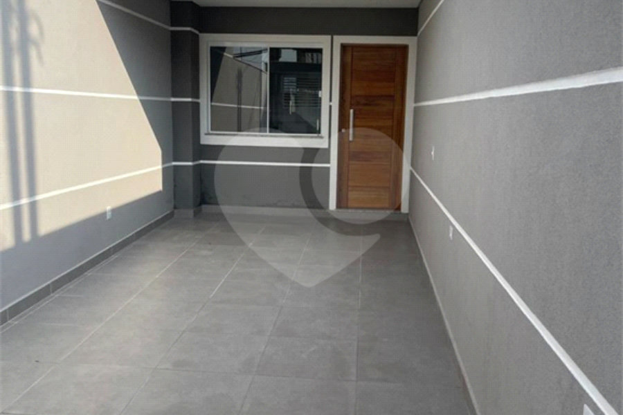 Sobrado à venda com 3 quartos, sendo 1 suíte, em Parque Vitória, São Paulo, SP