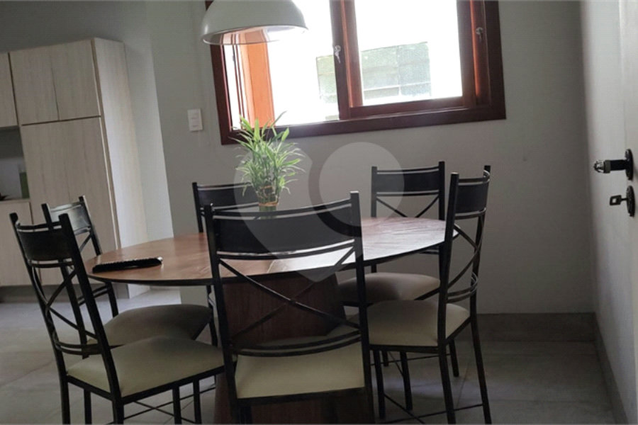 Casa Térrea à venda com 3 quartos, sendo 2 suítes, em Horto, São Paulo, SP