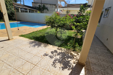 Sobrado à venda com 3 quartos, sendo 2 suítes, em Jardim Rossignatti, Indaiatuba, SP