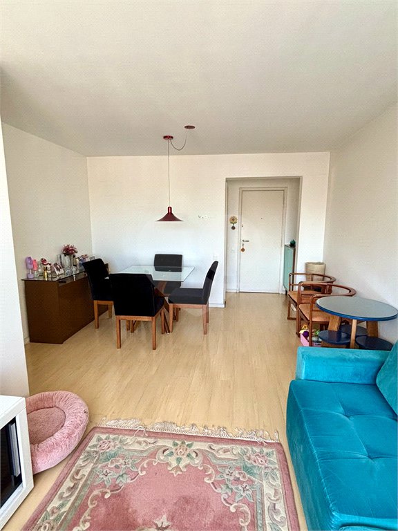 Apartamento à venda com 3 quartos, sendo 1 suíte,  em Indianópolis, São Paulo, SP
