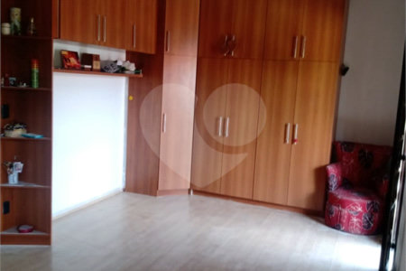 Casa à venda com 5 quartos, sendo 1 suíte, em Campo Grande, Rio de Janeiro, RJ