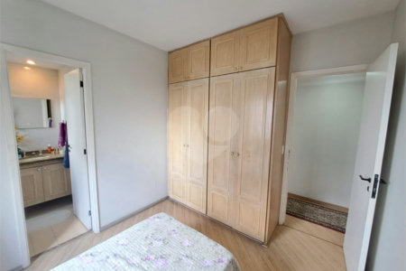 Apartamento à venda com 3 suítes em Vila Suzana, São Paulo, SP