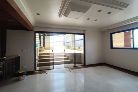 Apartamento à venda com 4 suítes em Moema, São Paulo, SP