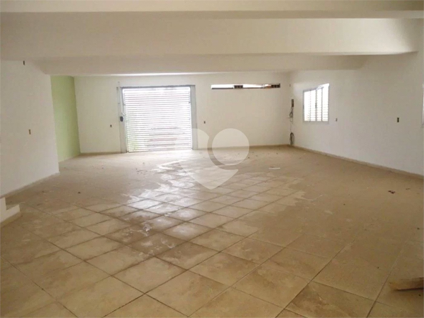 Sobrado à venda com 3 quartos, sendo 1 suíte, em Tremembé, São Paulo, SP