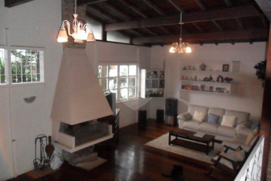 Sobrado à venda com 3 quartos, sendo 1 suíte, em Vila Albertina, São Paulo, SP