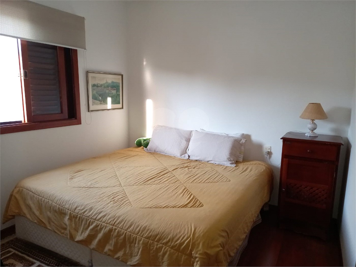 Casa à venda com 4 quartos, sendo 1 suíte, no condomínio Vale do Itamaracá, Valinhos - SP