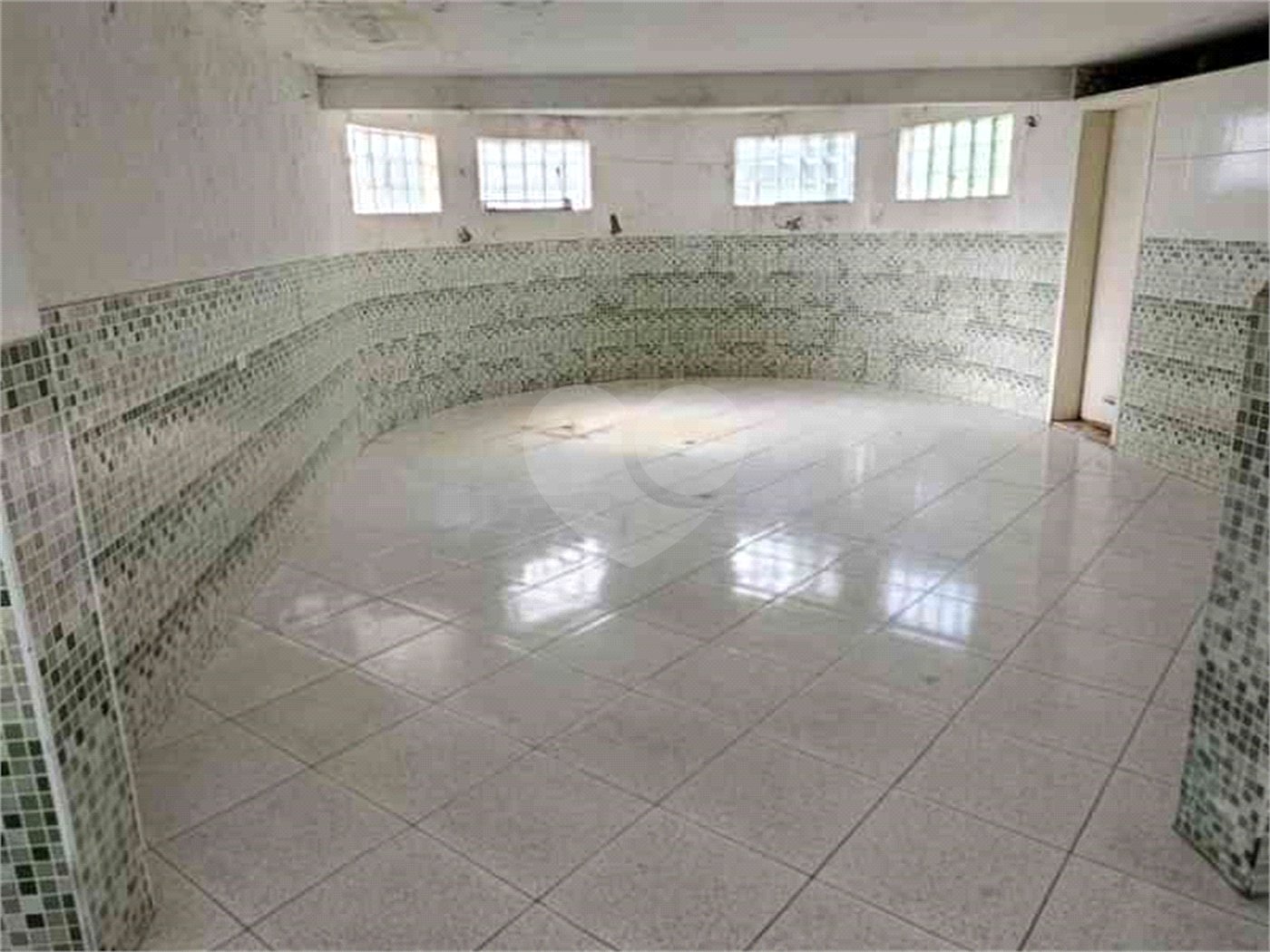 Casa à venda com 3 suítes no condomínio Quinta de Santo Antônio, São Paulo - SP