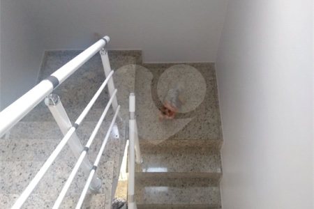 Sobrado à venda com 3 quartos, sendo 1 suíte,  em Vila do Castelo, São Paulo, SP