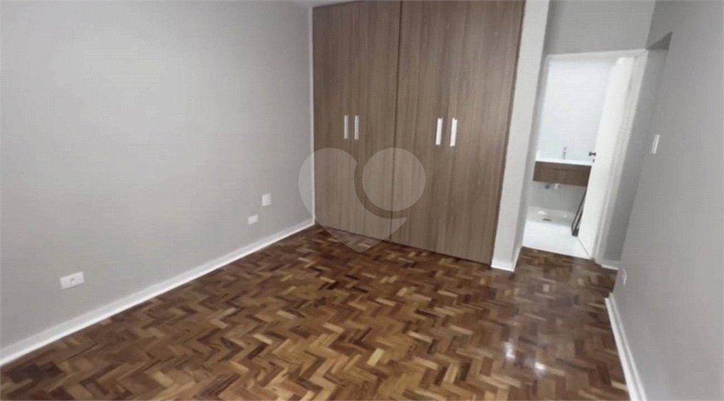 Apartamento à venda com 3 quartos, sendo 1 suíte, em Jardim Paulista, São Paulo, SP