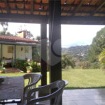 Casa à venda com 5 quartos, sendo 3 suítes, no condomínio Alpes da Cantareira, Mairiporã - SP