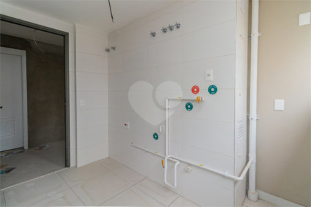 Apartamento à venda com 3 suítes em Brooklin, São Paulo, SP