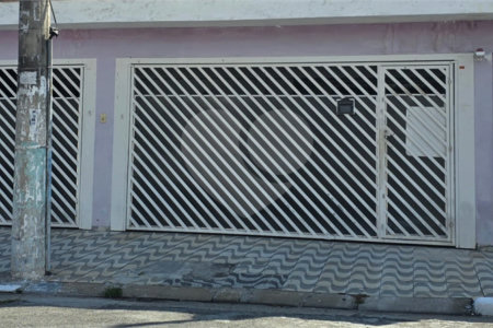Sobrado à venda ou para alugar com 5 quartos em Jardim Itapura, São Paulo, SP