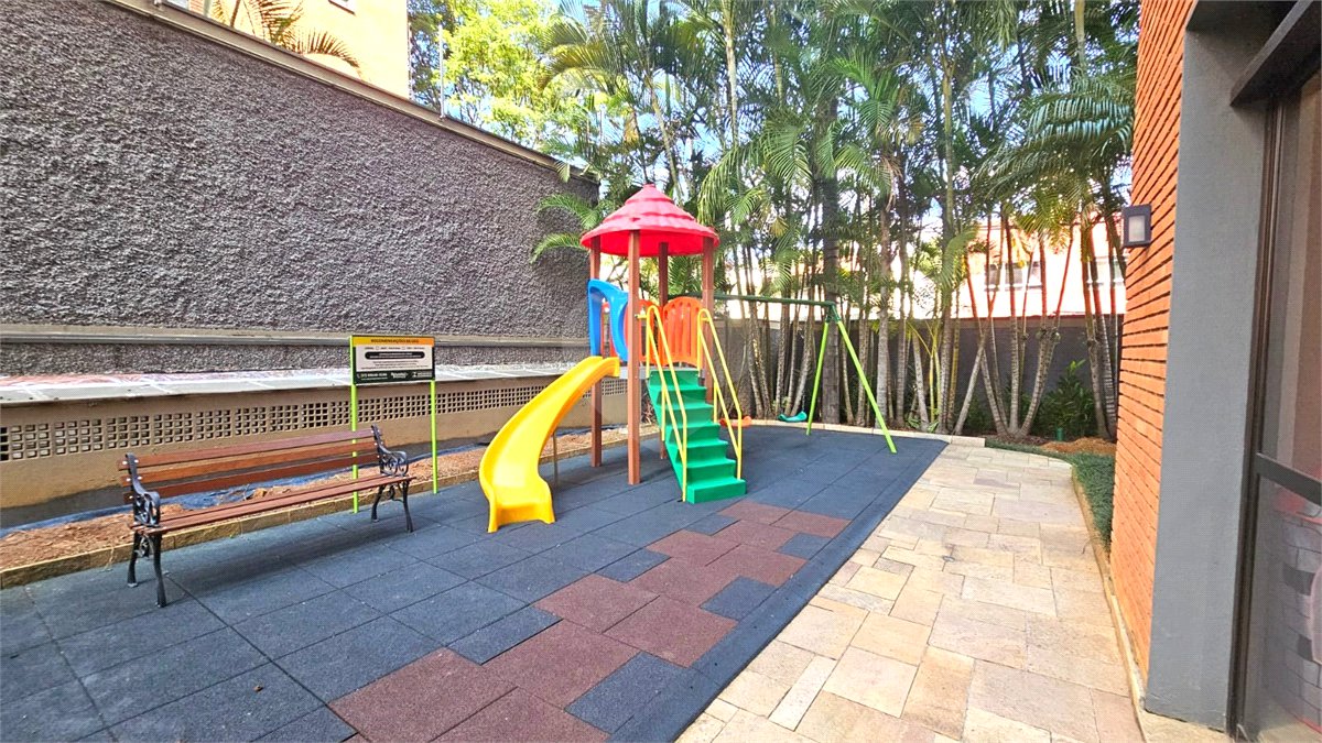 Apartamento para alugar com 3 quartos, sendo 1 suíte, em Alto da Boa Vista, São Paulo, SP