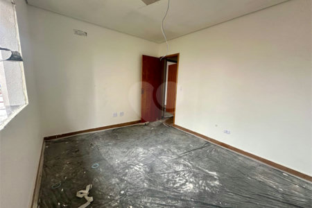 Sobrado à venda com 3 suítes em Santa Teresinha, São Paulo, SP