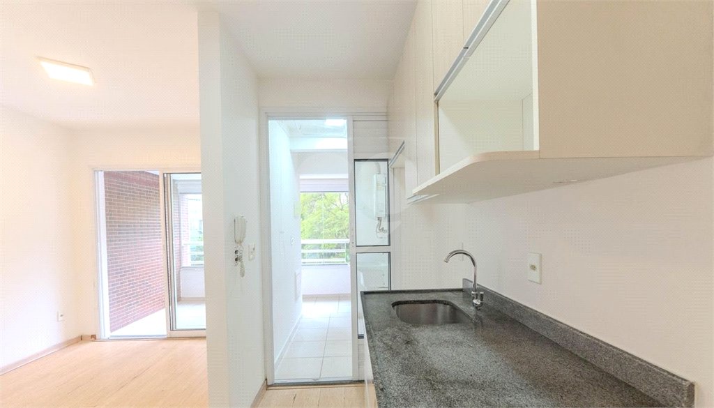 Apartamento à venda com 2 quartos, sendo 1 suíte,  em Bela Vista, São Paulo, SP