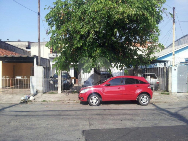 Casa Térrea à venda com 3 quartos em Parque Novo Mundo, São Paulo, SP