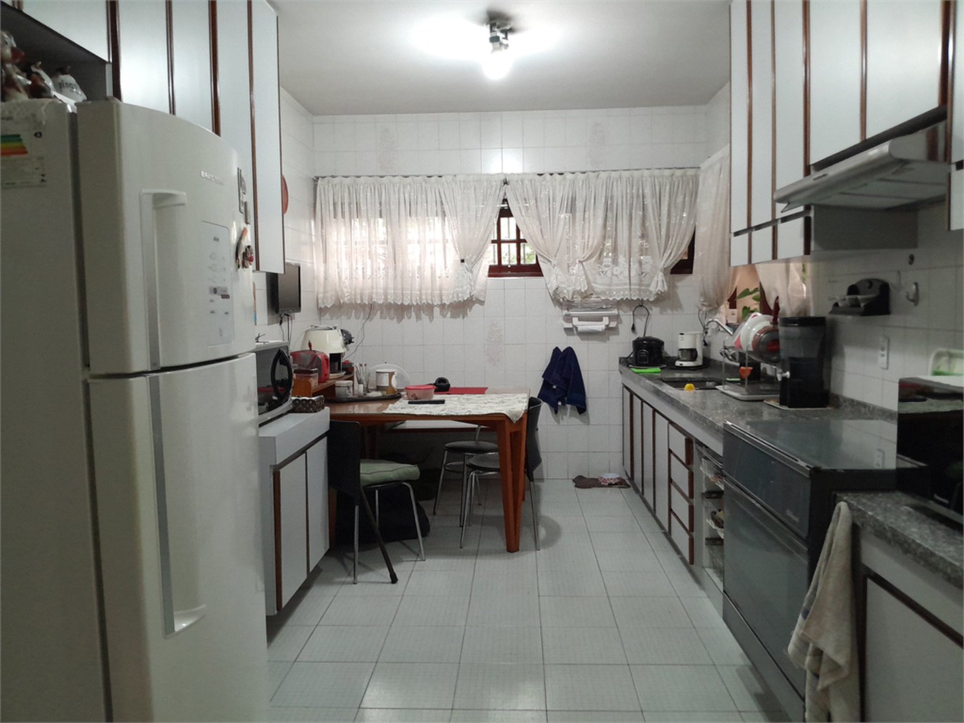 Casa Térrea à venda com 4 quartos, sendo 1 suíte, em Parque Continental, São Paulo, SP