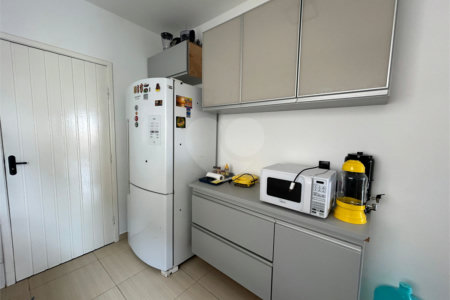 Casa à venda com 3 quartos, sendo 2 suítes,  em Rasa, Armação dos Búzios, RJ