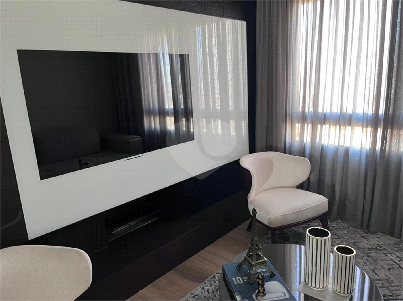 Apartamento à venda com 4 suítes em Santana, São Paulo, SP
