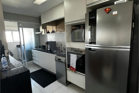Apartamento à venda com 3 quartos, sendo 1 suíte, em Parque Reboucas, São Paulo, SP