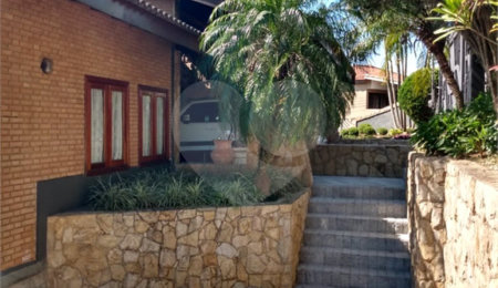Casa à venda com 4 suítes no Centro, Bom Jesus dos Perdões, SP