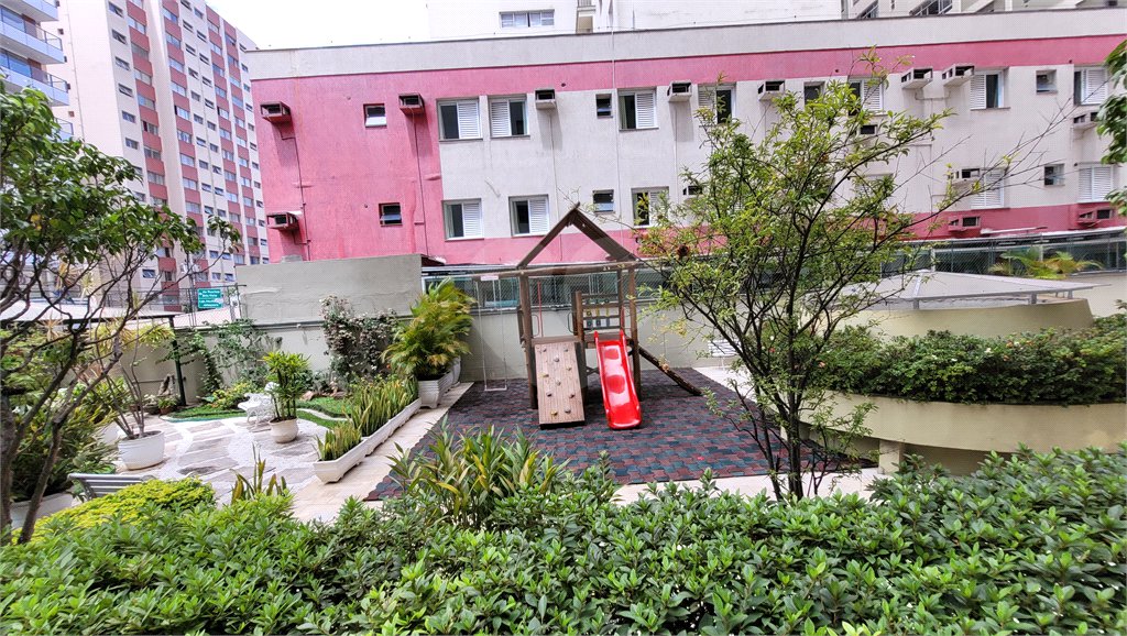 Apartamento à venda com 2 quartos, sendo 1 suíte,  em Vila Mariana, São Paulo, SP