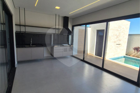 Casa à venda com 4 suítes no condomínio Residencial Dona Maria Candida, Indaiatuba - SP