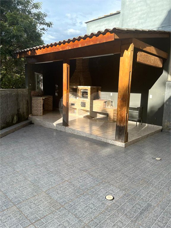 Casa à venda com 4 quartos, sendo 1 suíte, no condomínio Estancia da Serra / Residencial Nova Mairipora, Mairiporã - SP