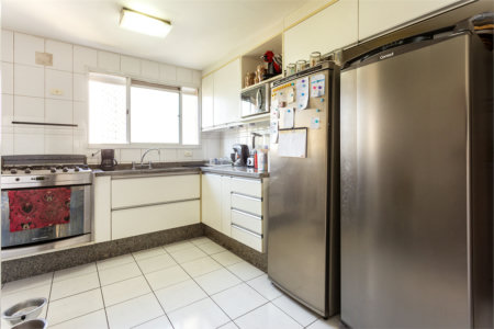 Apartamento à venda com 3 suítes em Alto da Boa Vista, São Paulo, SP