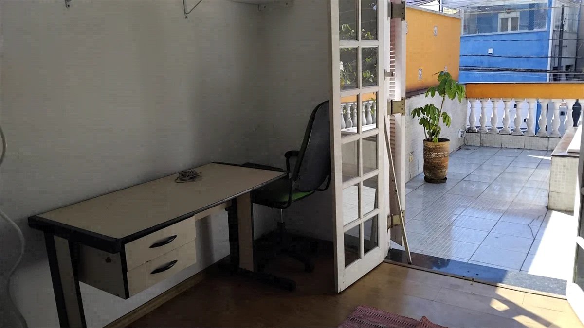 Sobrado à venda com 3 quartos, sendo 1 suíte, em Jardim Bonfiglioli, São Paulo, SP