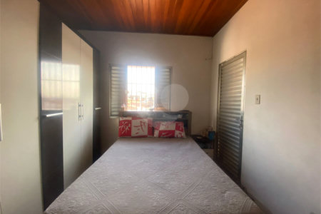 Sobrado à venda com 4 quartos em Vila Gustavo, São Paulo, SP