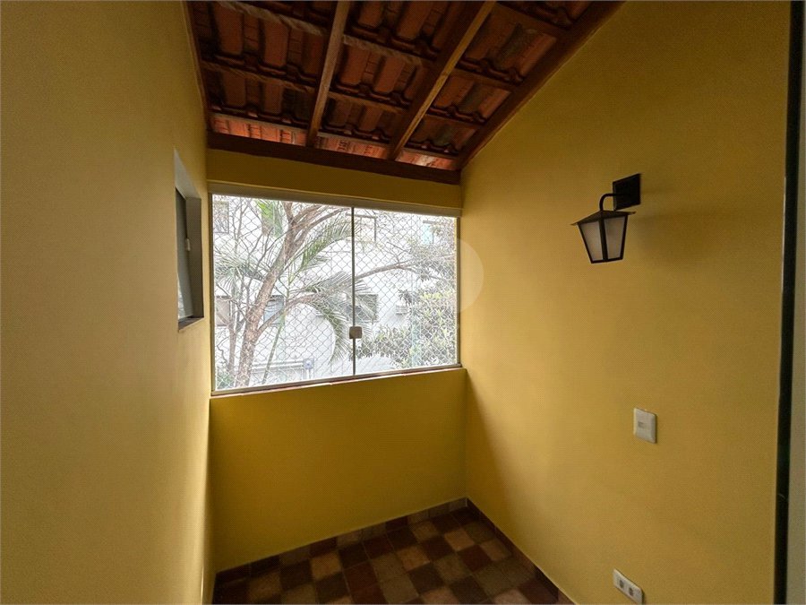 Casa de Vila para alugar com 4 suítes em Vila Romana, São Paulo, SP