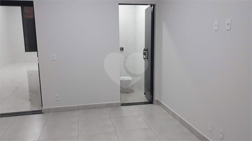 Terreno à venda com 3 quartos, sendo 1 suíte,  no condomínio Residencial Golden Ville, Itapetininga - SP