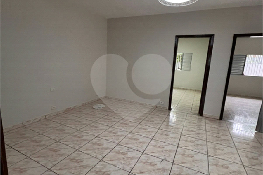 Casa Térrea à venda com 3 quartos em Jaraguá, São Paulo, SP