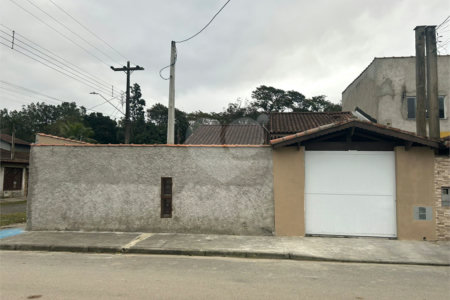 Casa à venda com 3 quartos no Centro, Bertioga, SP