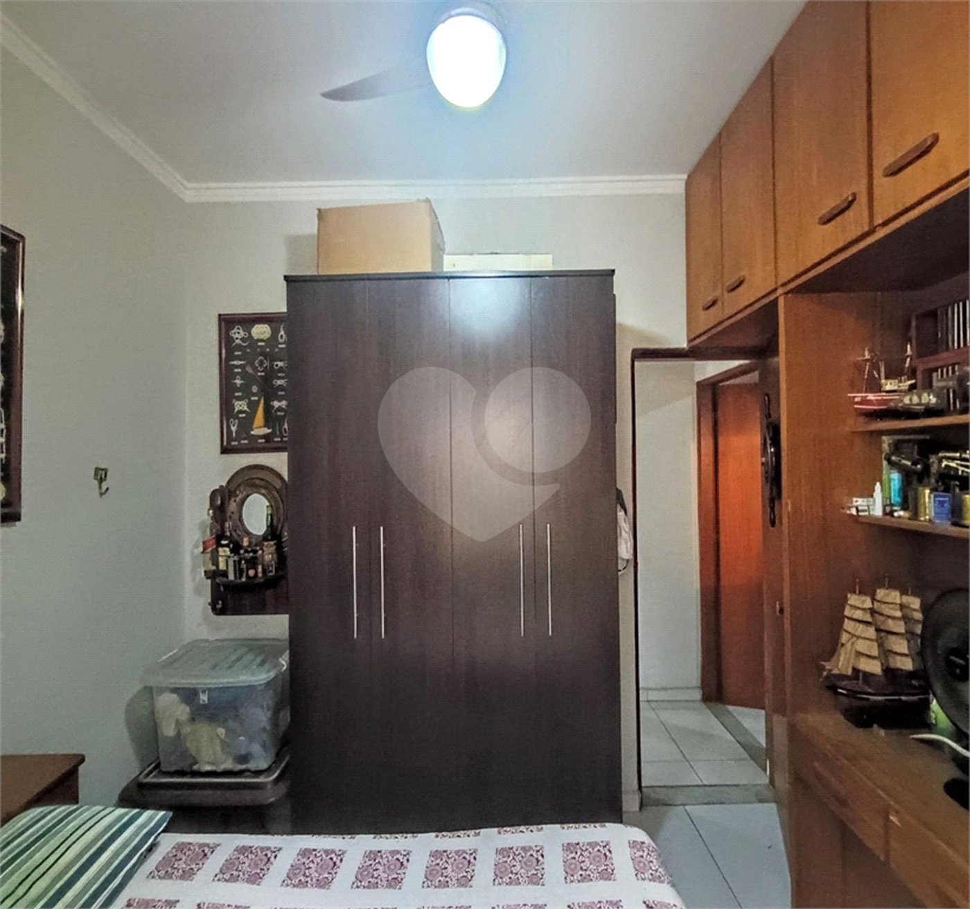 Casa Térrea à venda com 5 quartos, sendo 1 suíte, em Chora Menino, São Paulo, SP