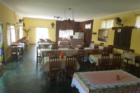 Hotel à venda com 14 quartos, sendo 13 suítes, em Rainha, Louveira, SP