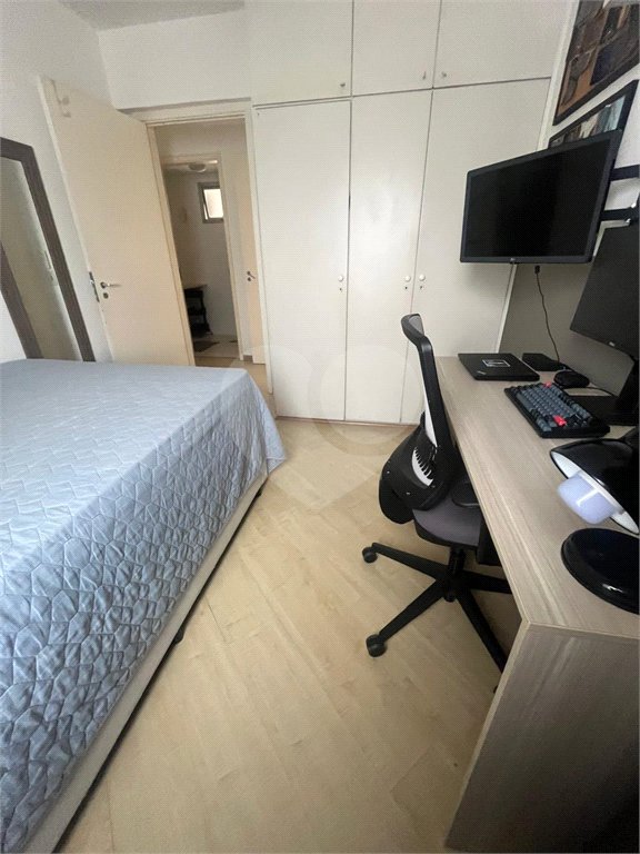 Apartamento à venda com 3 quartos, sendo 1 suíte, em Vila Olímpia, São Paulo, SP