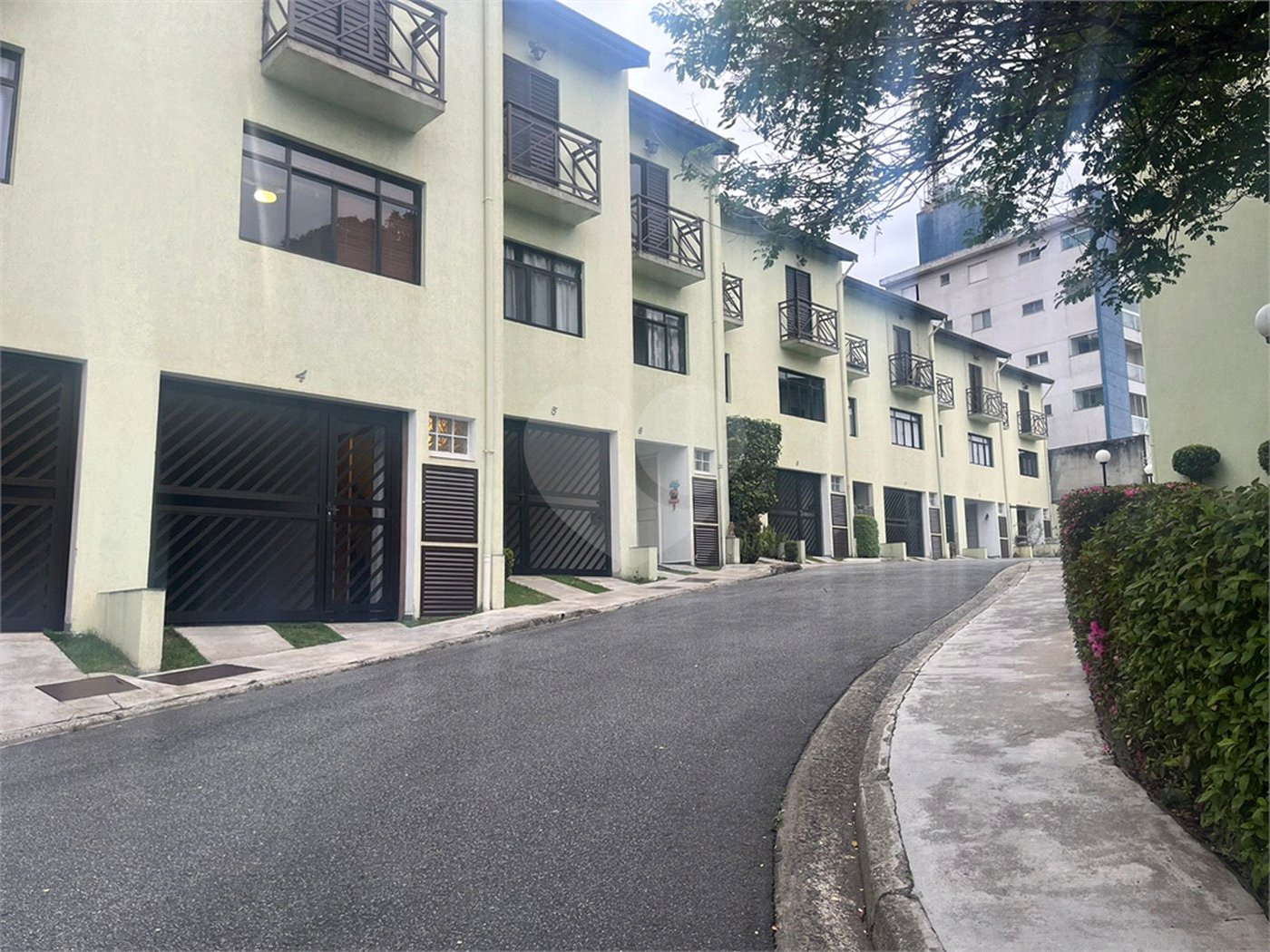 Casa à venda com 2 quartos, sendo 1 suíte, no condomínio Villa Faenza, São Paulo - SP