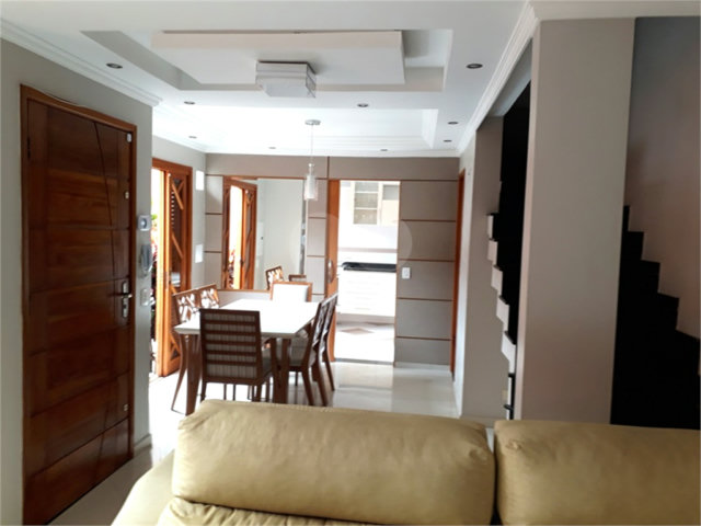 Sobrado à venda com 3 quartos, sendo 2 suítes,  em Santana, São Paulo, SP