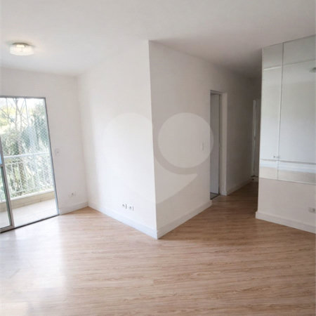 Apartamento à venda com 3 quartos em Jardim Caiapiá, Cotia, SP