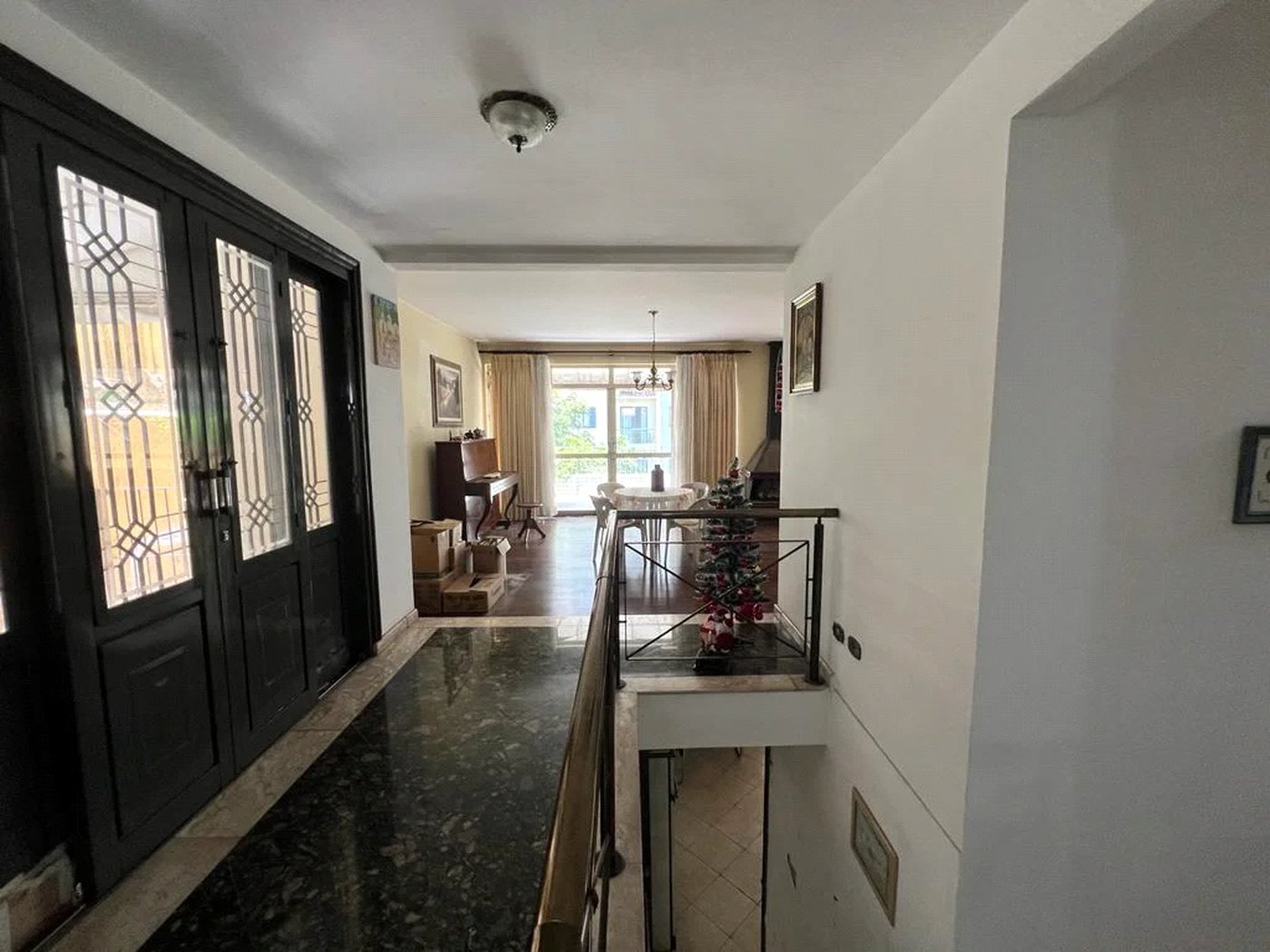 Casa à venda com 4 quartos, sendo 1 suíte, em Jardim das Vertentes, São Paulo, SP