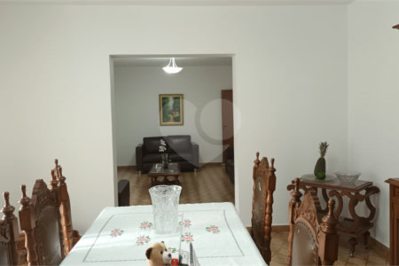 Casa à venda com 3 quartos, sendo 1 suíte, em Planalto Paulista, São Paulo, SP