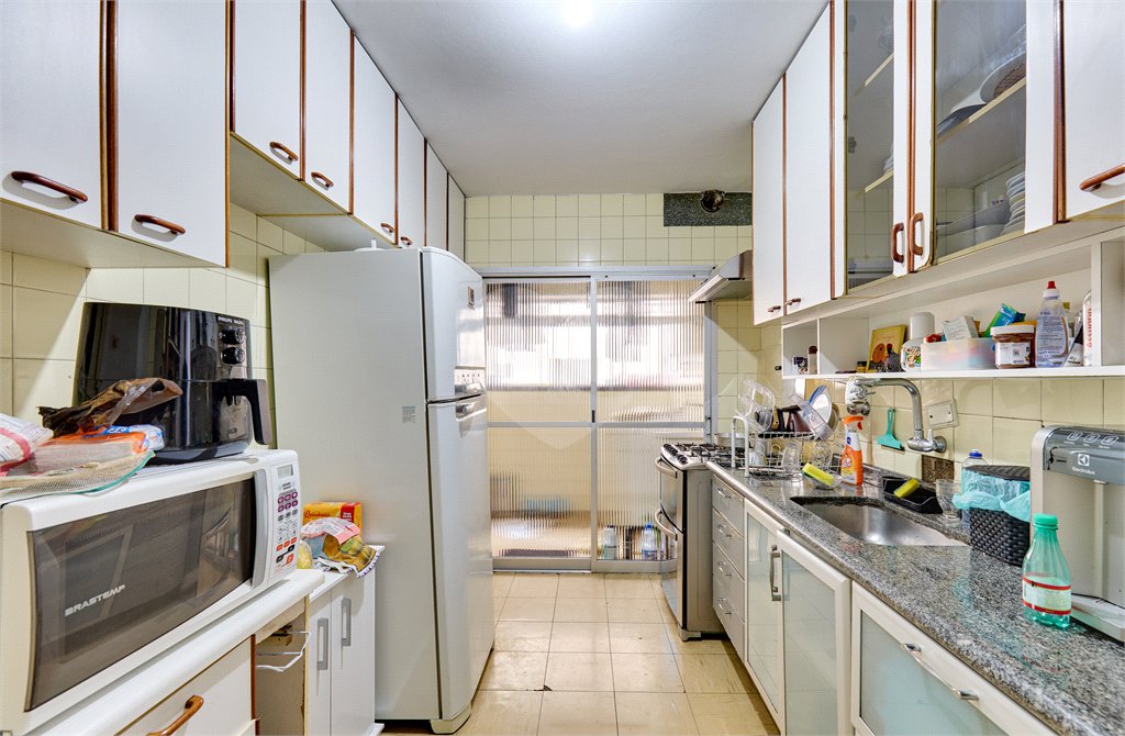 Apartamento à venda com 3 quartos, sendo 1 suíte, em Vila Olímpia, São Paulo, SP