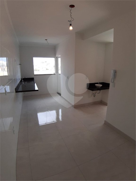 Casa para alugar com 3 quartos, sendo 1 suíte,  no condomínio Villagio DI Maria, São Paulo - SP