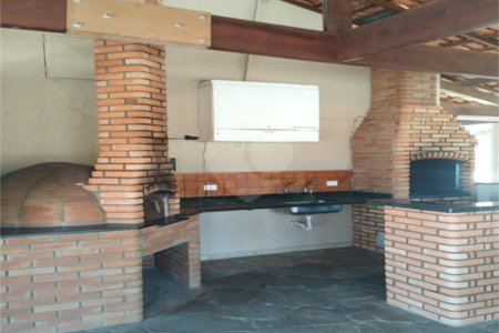 Casa à venda com 4 quartos, sendo 2 suítes,  no condomínio Villagio Colinas do Sol, Sorocaba - SP
