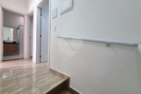 Casa à venda com 3 quartos, sendo 1 suíte, no condomínio Residencial Américo Figueiredo, Sorocaba - SP