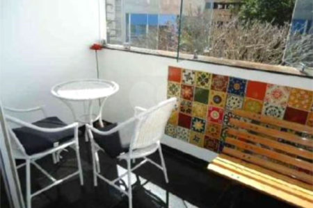 Apartamento à venda com 3 quartos, sendo 1 suíte,  em Pinheiros, São Paulo, SP